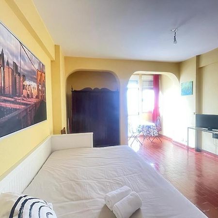 Estudio A 3 Min A Pe Da Praia De Oeiras Paco de Arcos Ngoại thất bức ảnh