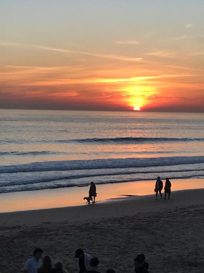 Estudio A 3 Min A Pe Da Praia De Oeiras Paco de Arcos Ngoại thất bức ảnh